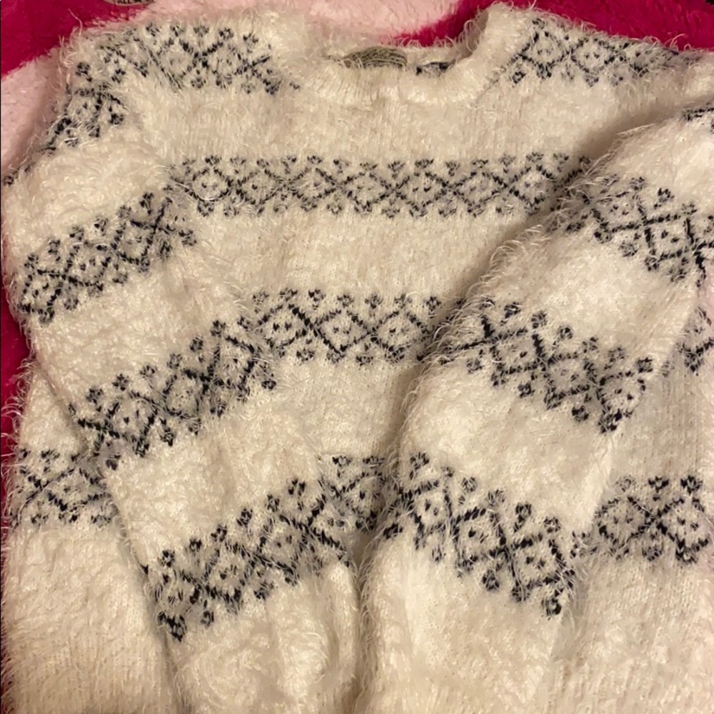 Sweater - Picture 2 of 2